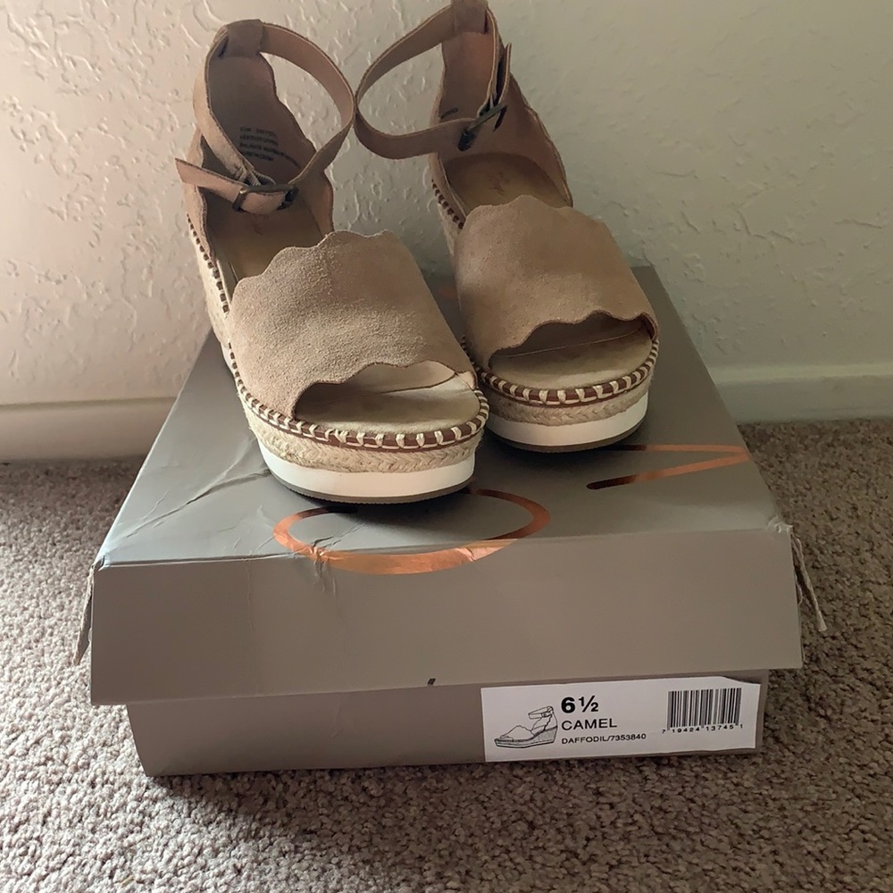 Crown Vintage Daffodil Wedge Espadrilles